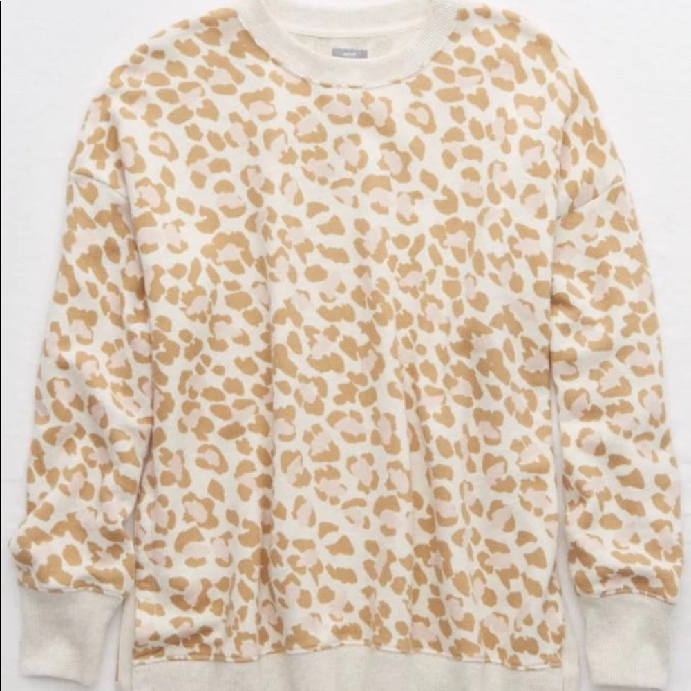 AERIE | LEOPARD PRINT CREWNECK SWEATER